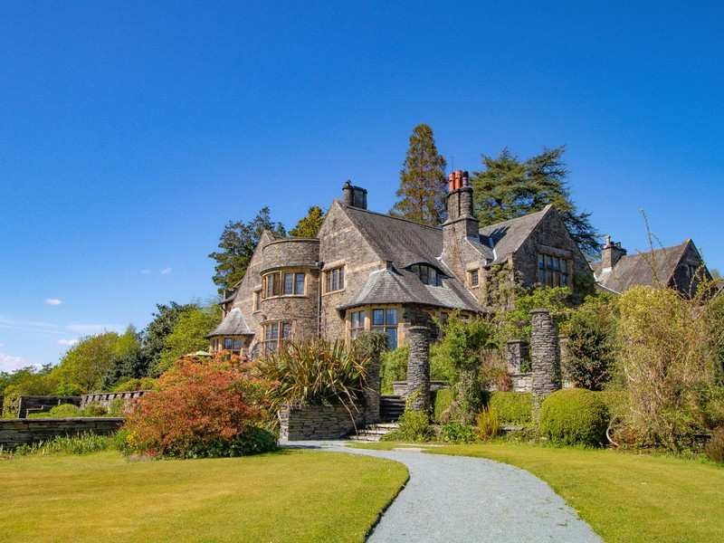 Cragwood Country House